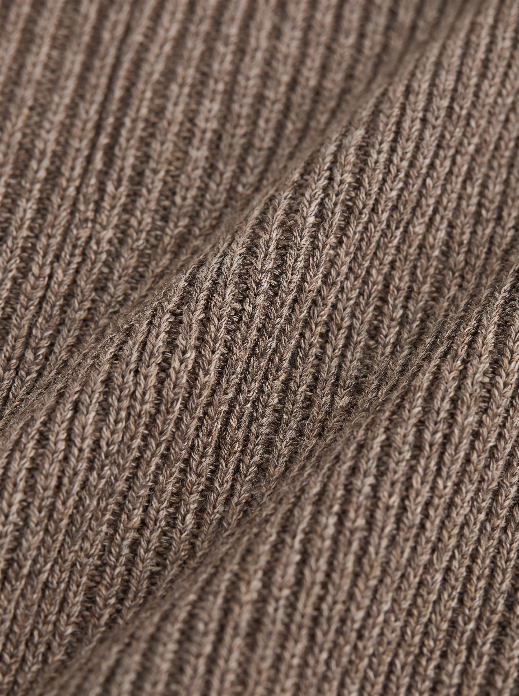 Khaki|closeup