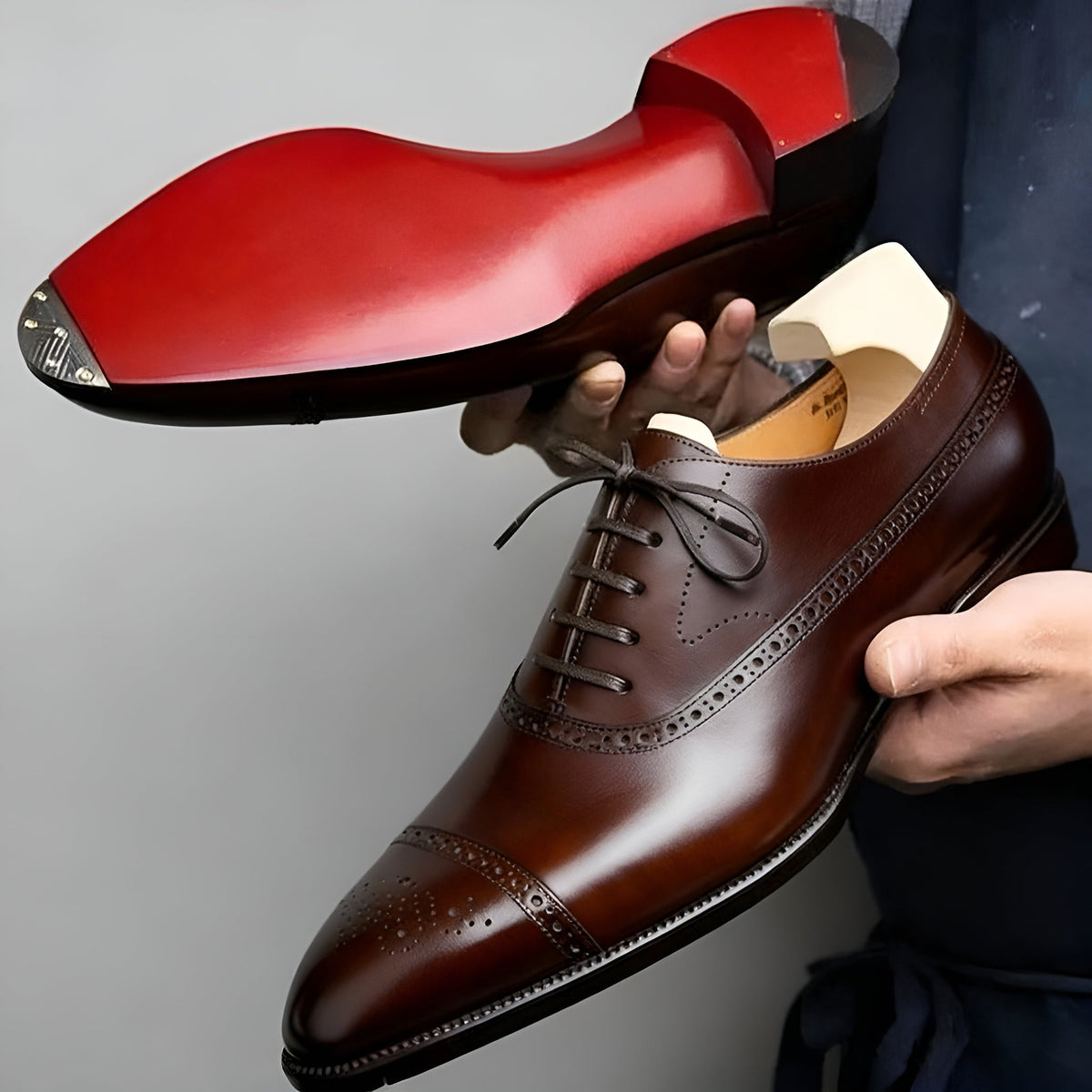 PERFORATED OXFORD SHOES FOR MEN