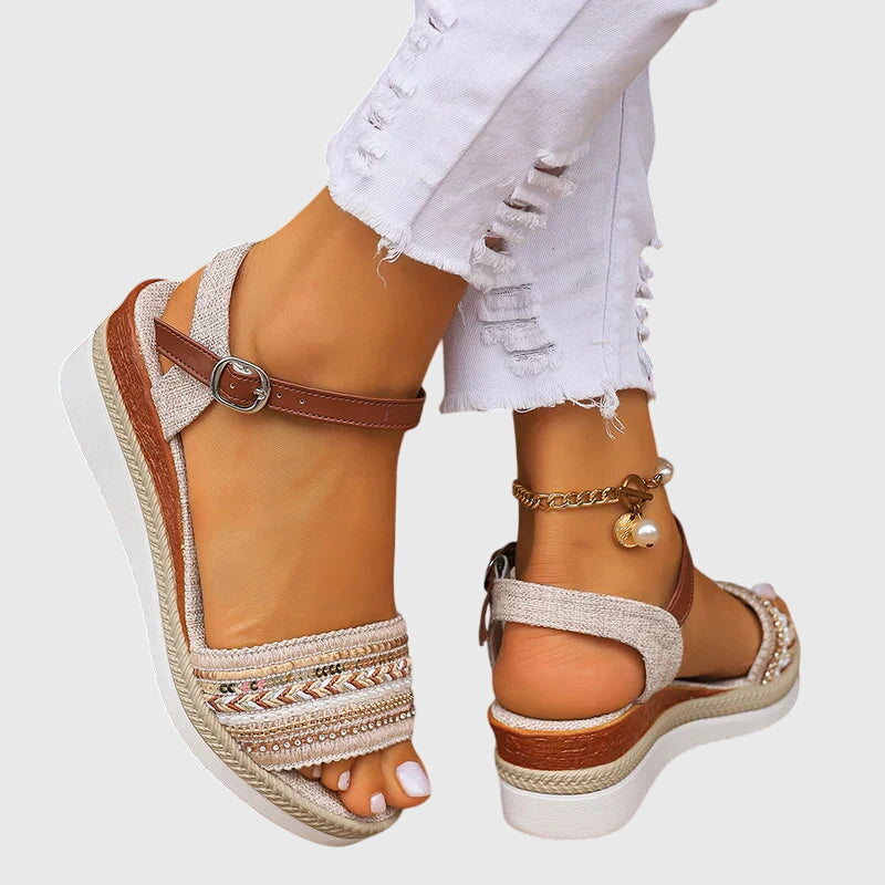 Women's Sandals Cushioned Sole Boho Design Casual Footwear