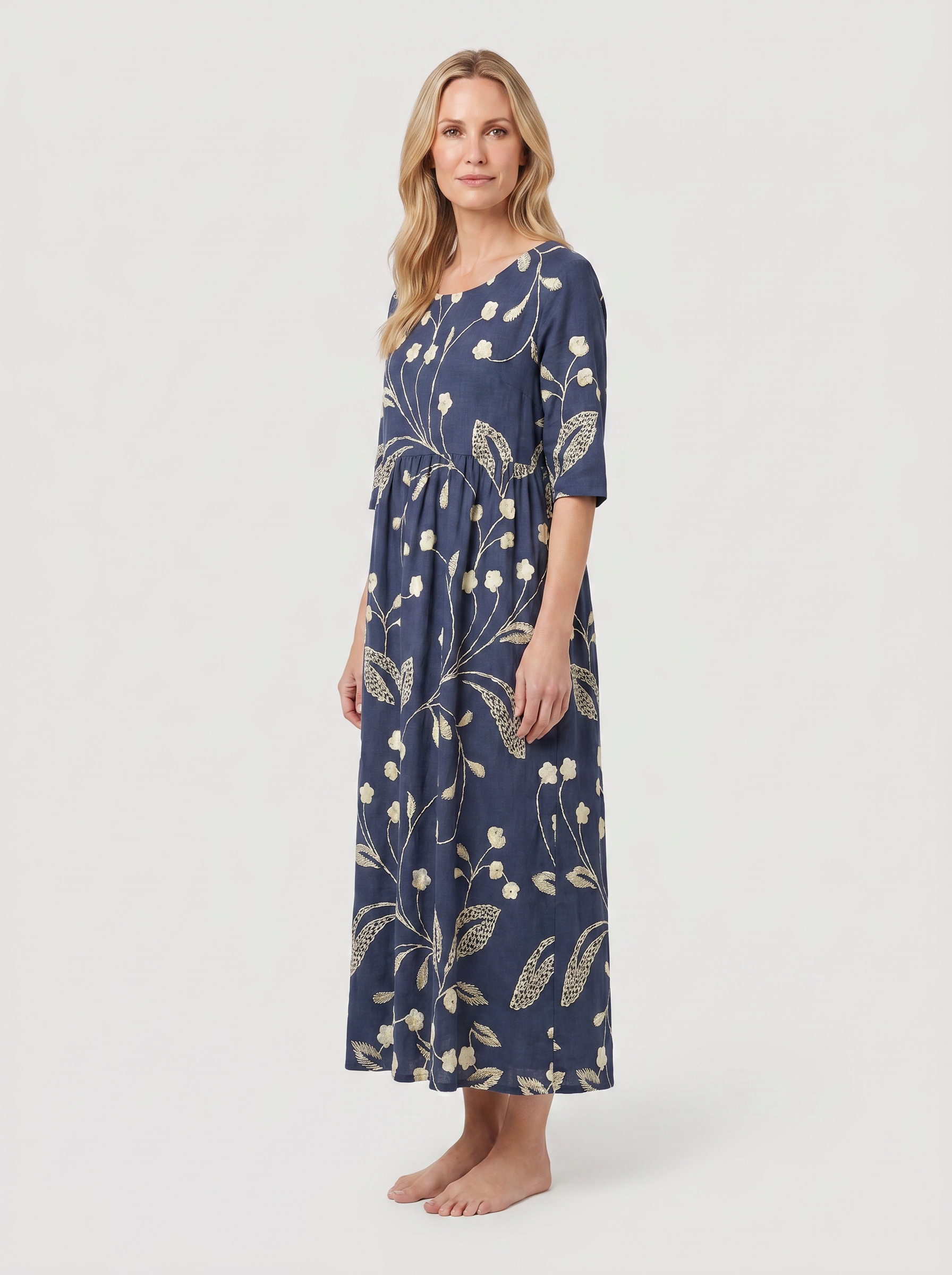 Navy Blue|three-quarter