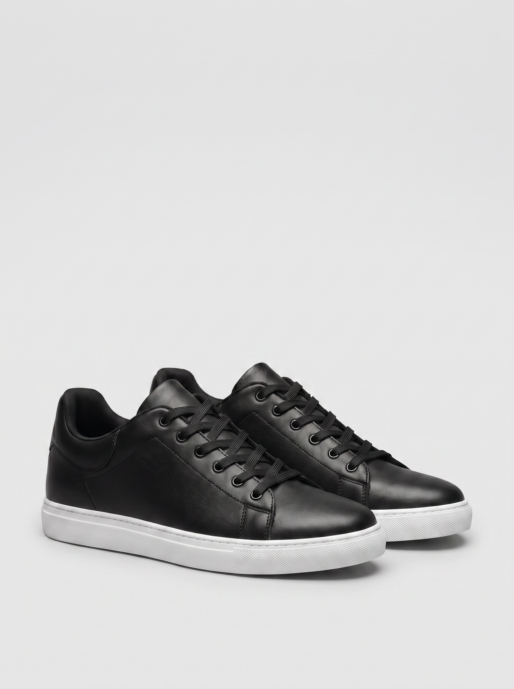 Black|pair