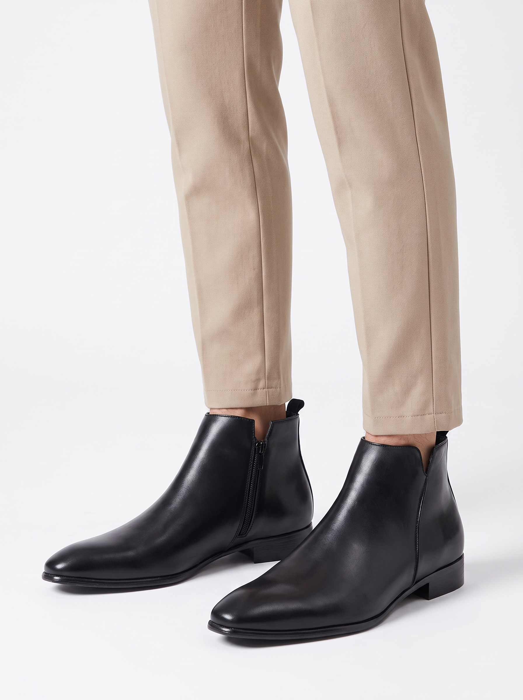 Black|onmodel