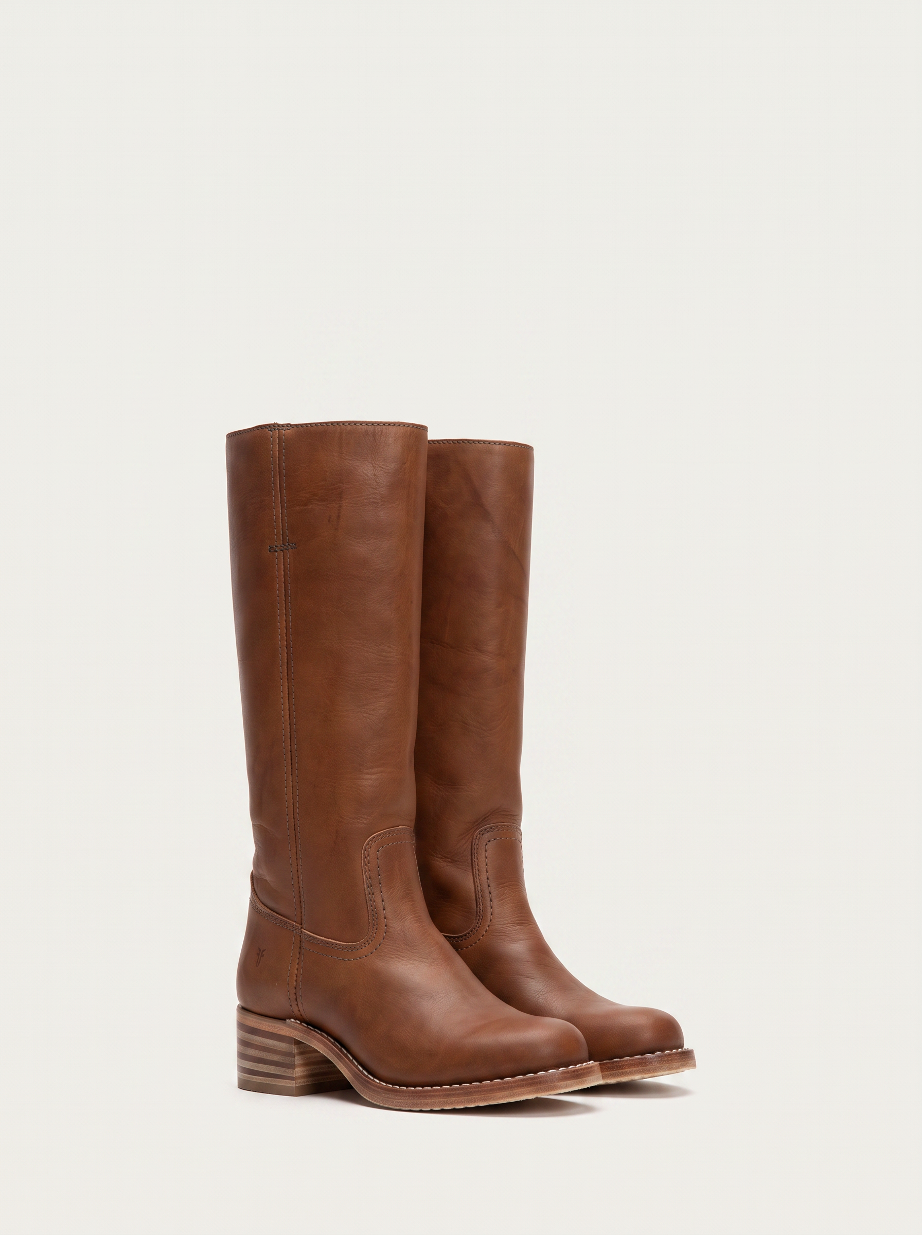 Light brown|pair