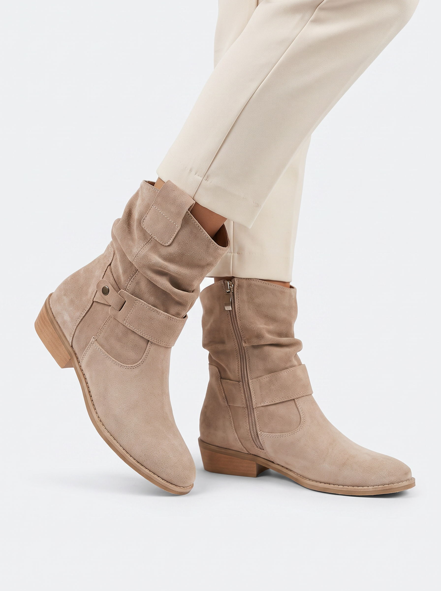 Beige|onmodel