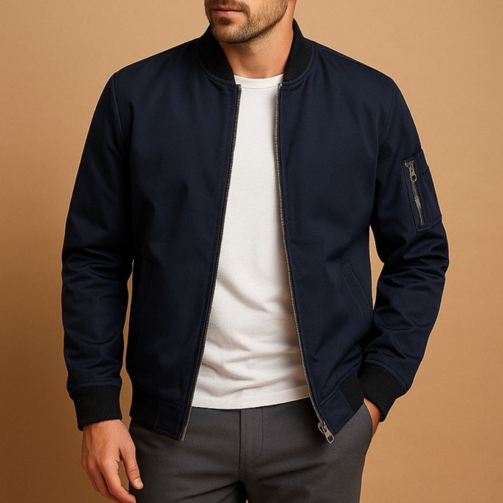 Bomber with functional sleeve pocket and elasticated trims
