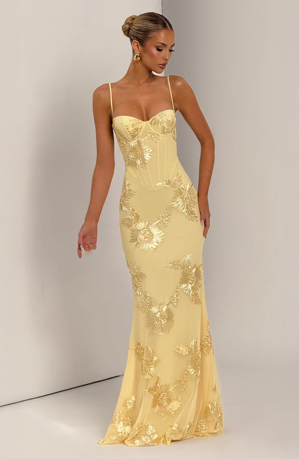 Women's Maxi Dress Floral Embroidered Long Sleeve V-Neck Casual