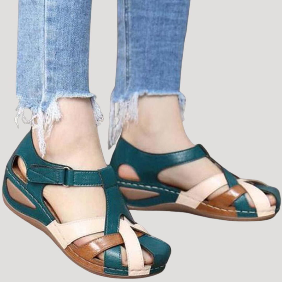 Women's Closed-Toe Walking Sandals Non-Slip Casual Outdoor Footwear