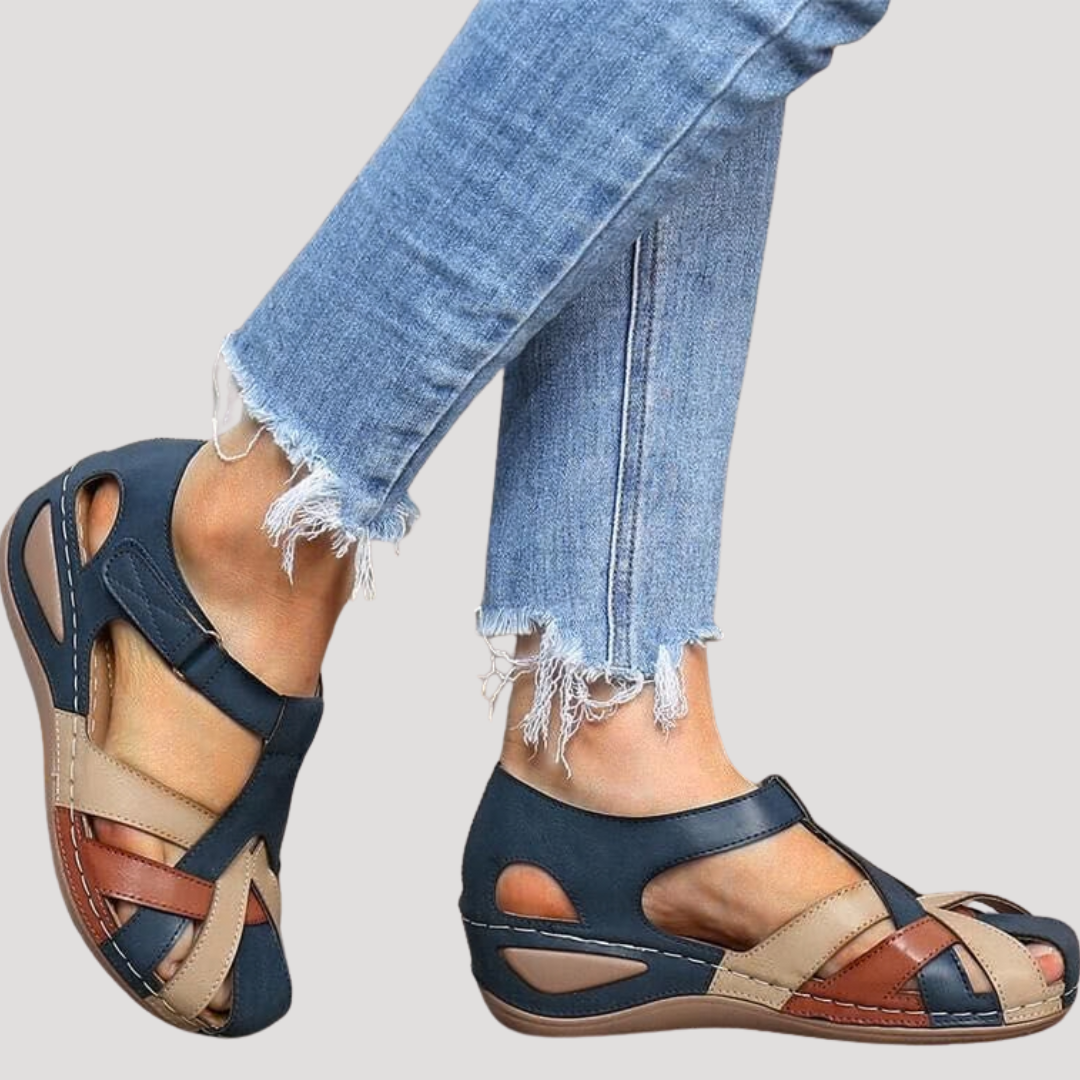 Women's Closed-Toe Walking Sandals Non-Slip Casual Outdoor Footwear