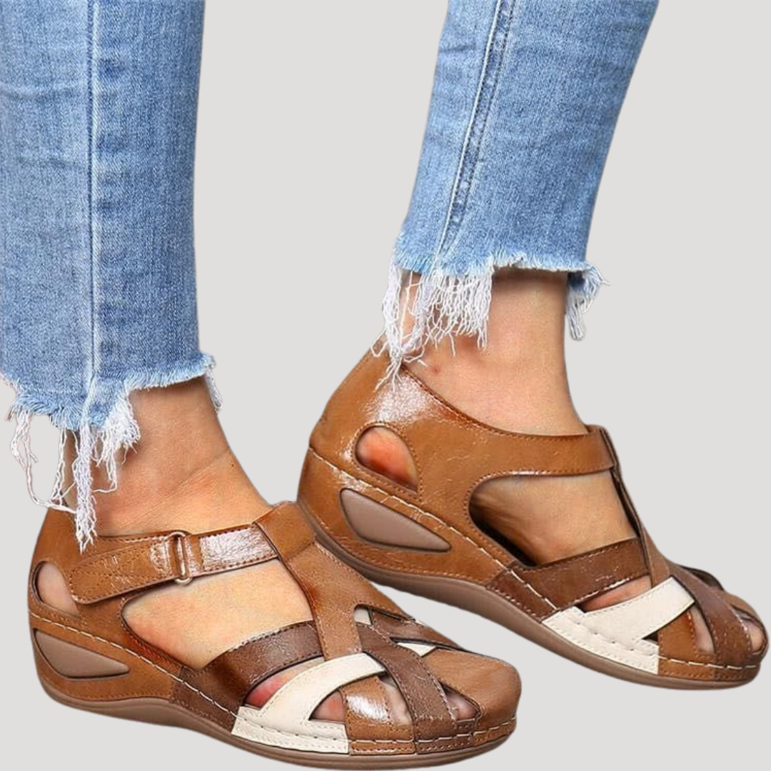 Women's Closed-Toe Walking Sandals Non-Slip Casual Outdoor Footwear