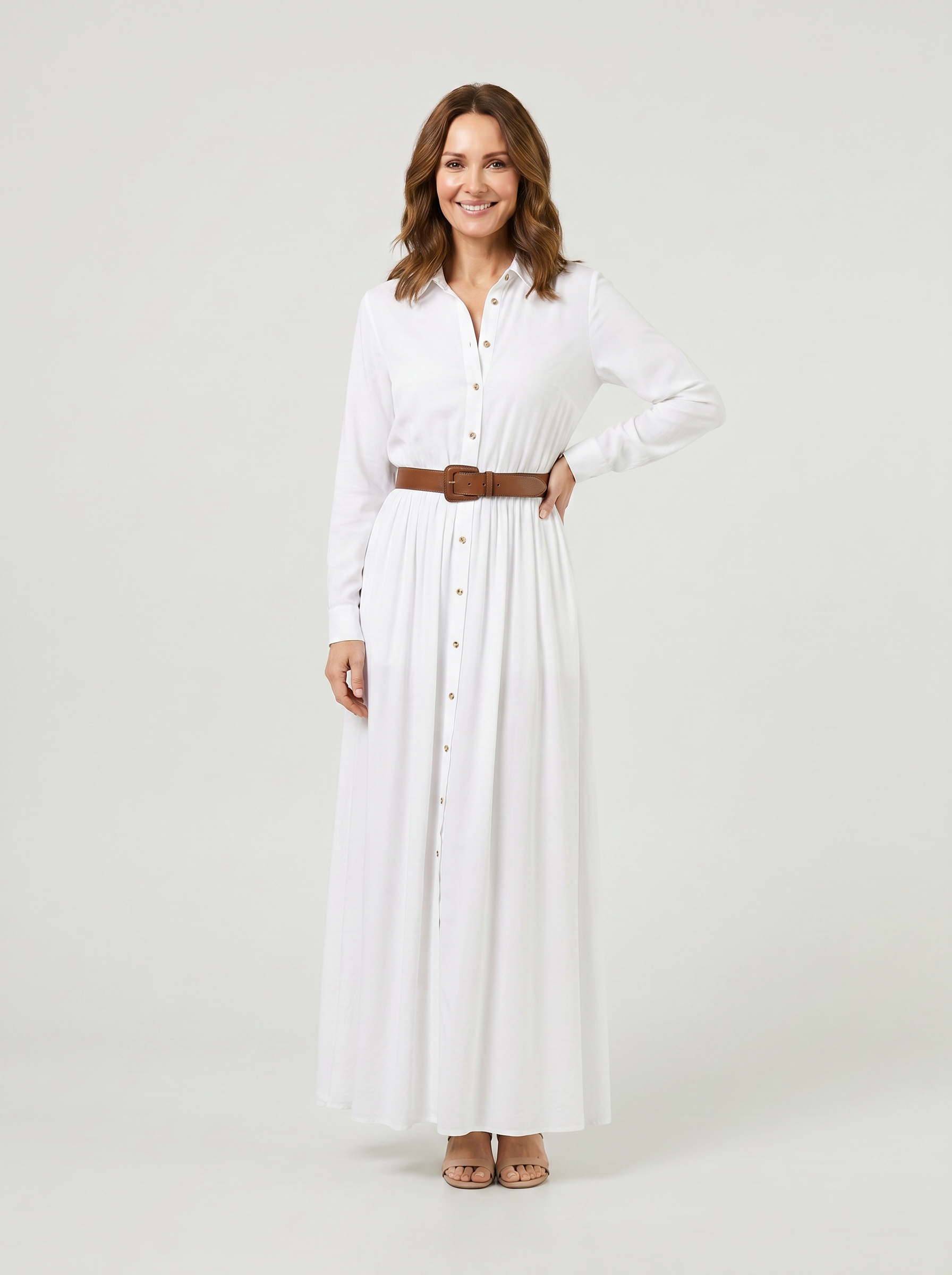 White|pose