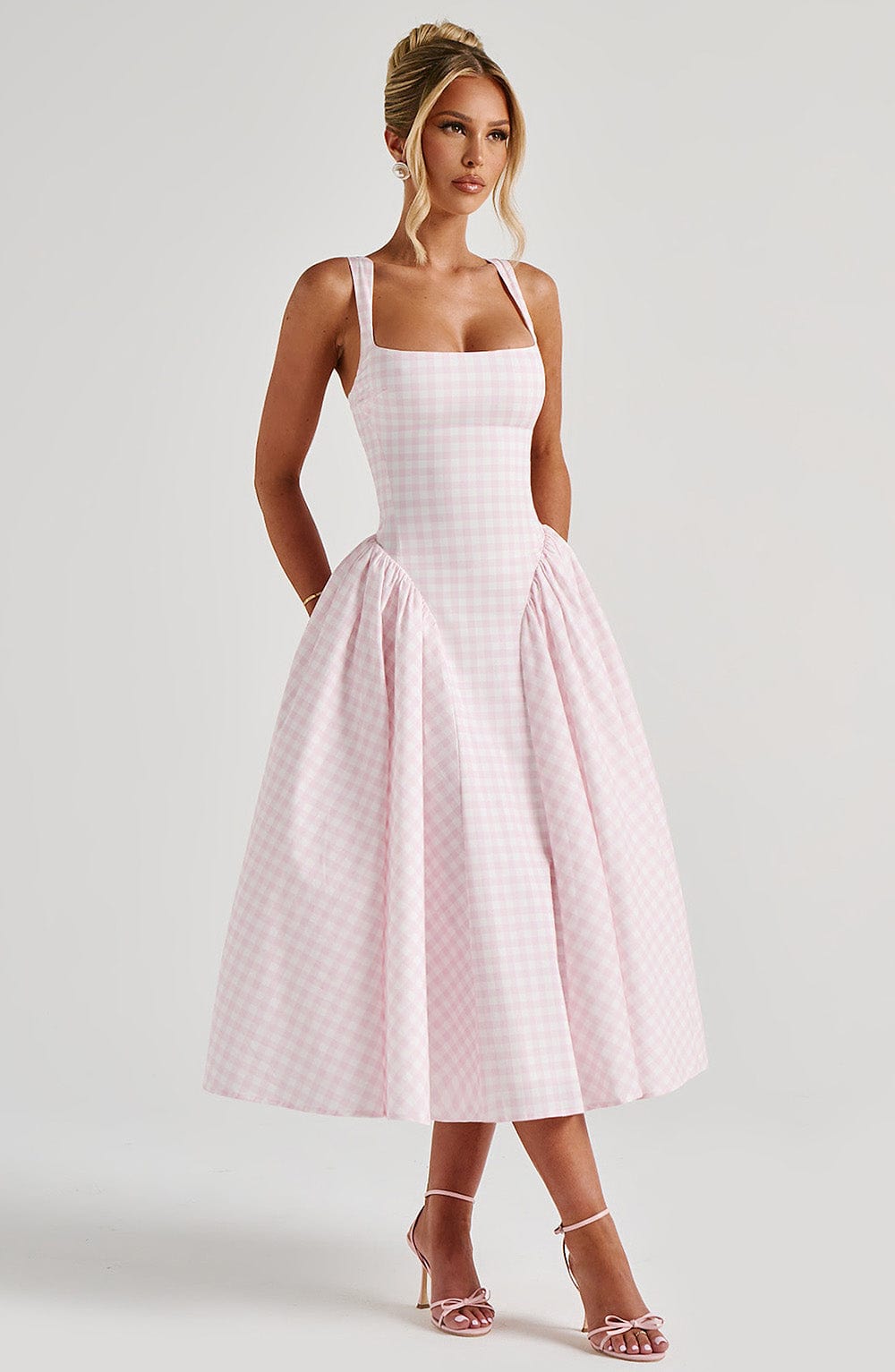 Women's Gingham Midi Dress Fitted Bodice Sleeveless Casual