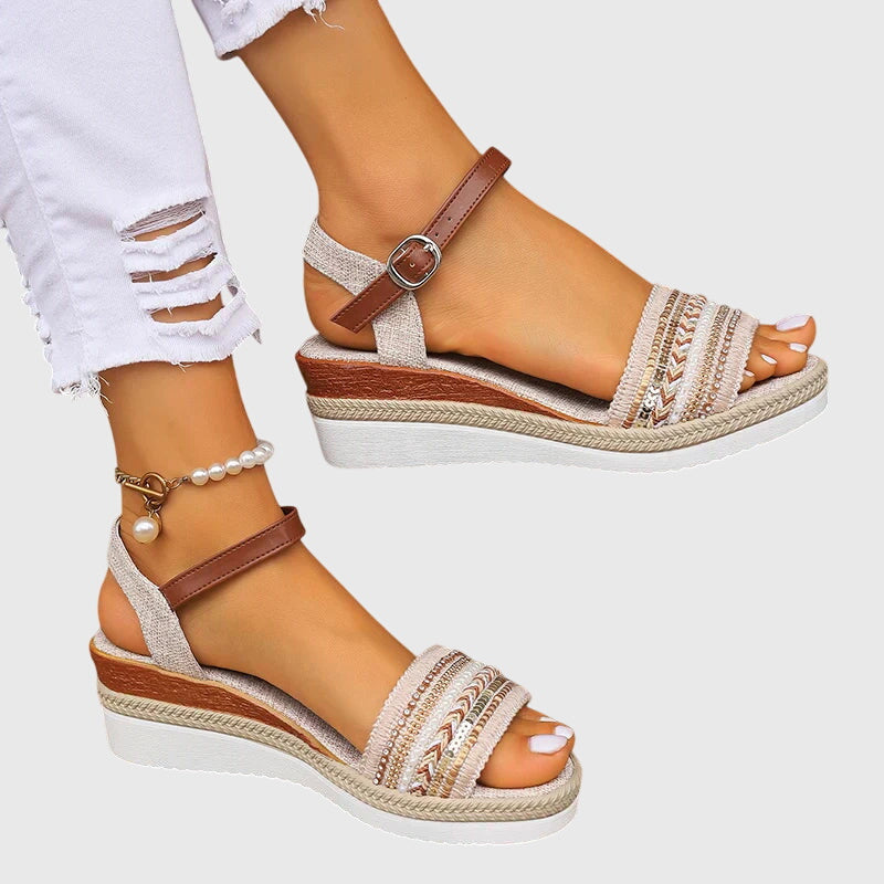 Women's Sandals Cushioned Sole Boho Design Casual Footwear