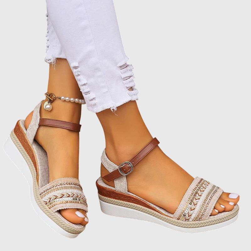 Women's Sandals Cushioned Sole Boho Design Casual Footwear