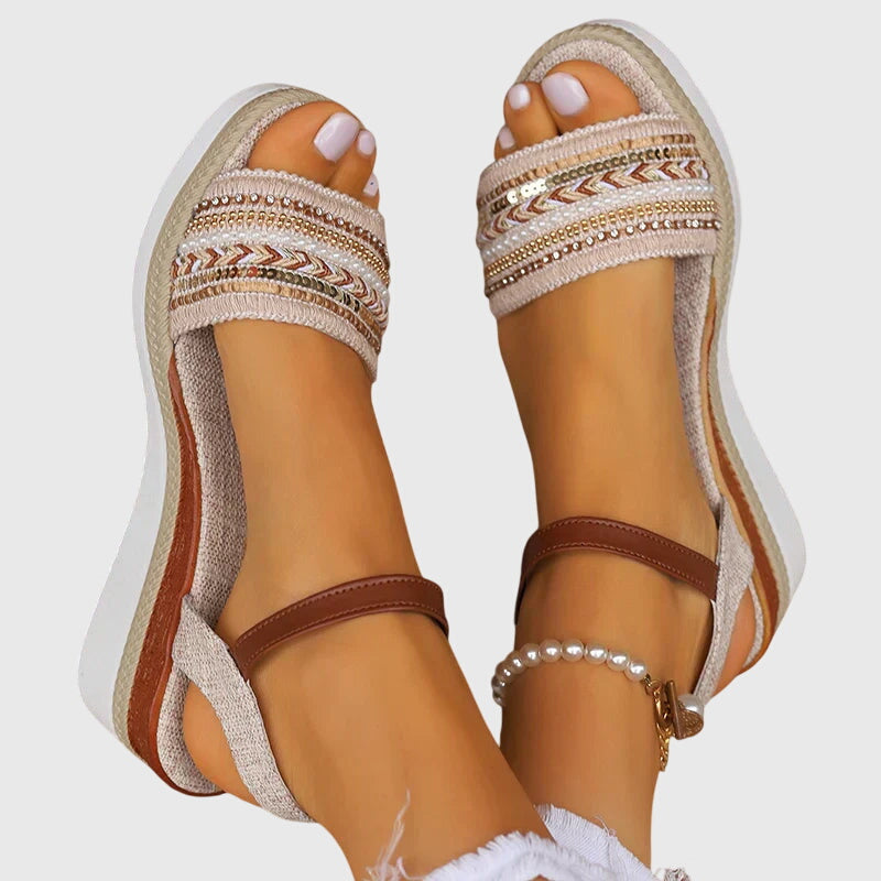 Women's Sandals Cushioned Sole Boho Design Casual Footwear