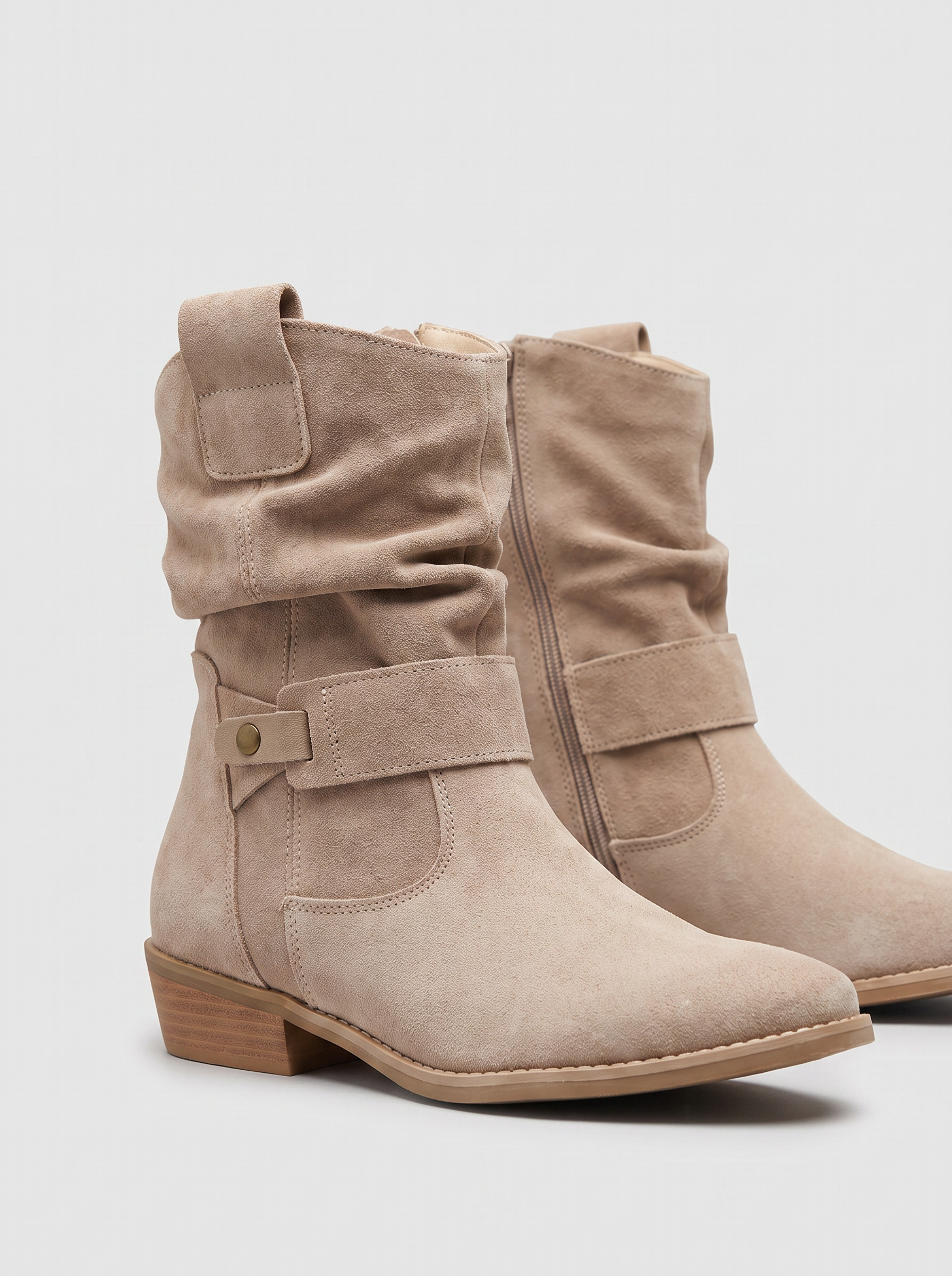 Beige|detail