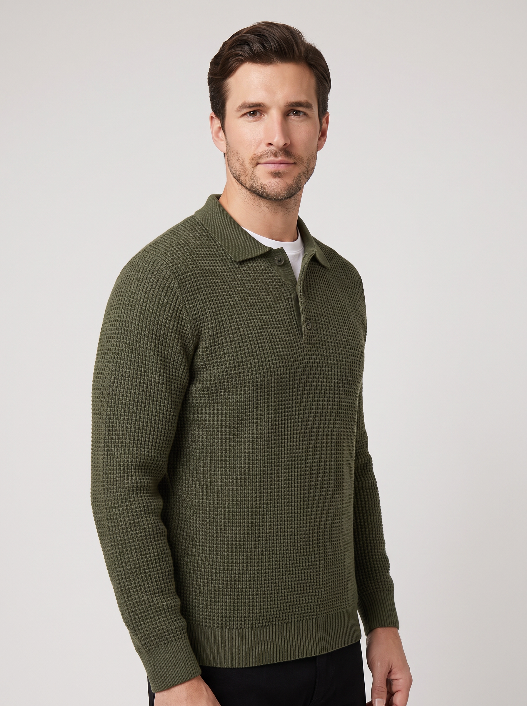 Olive green|three-quarter